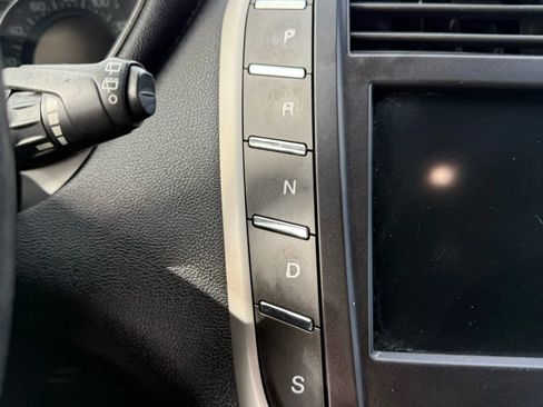 Used 2016 Lincoln MKC Premiere image 12