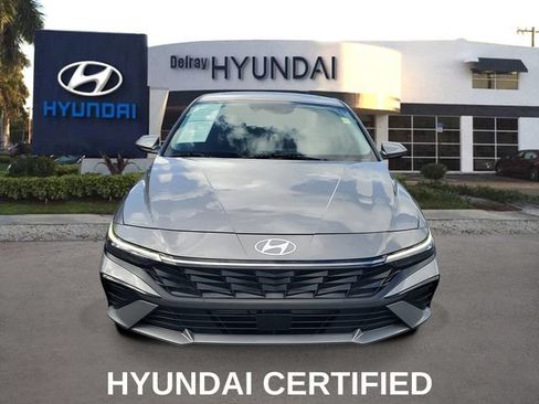 Certified 2025 Hyundai Elantra SEL FWD image 2