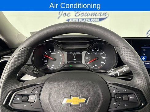 New 2026 Chevrolet Trax LS w/ LS Convenience Package image 10