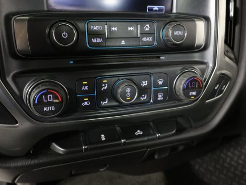 Used 2017 Chevrolet Silverado 1500 LT w/ All Star Edition AWD/4WD image 37