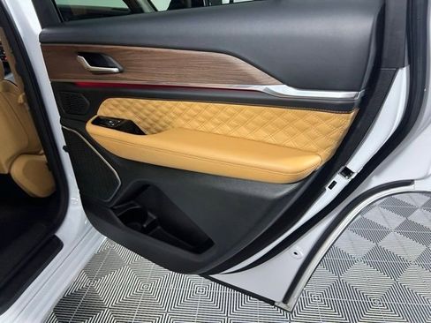 Certified 2022 Jeep Grand Cherokee L Summit w/ Advanced Protech Group IV image 28