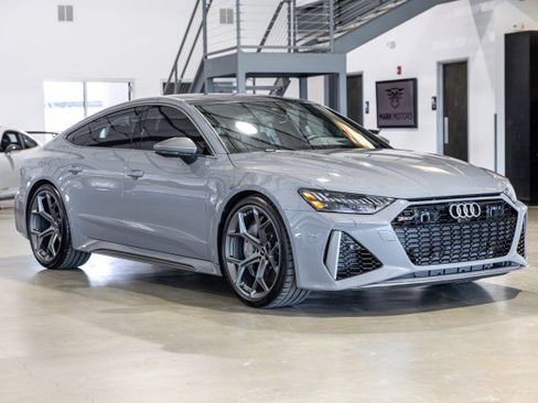 Used 2025 Audi RS 7 Performance image 10