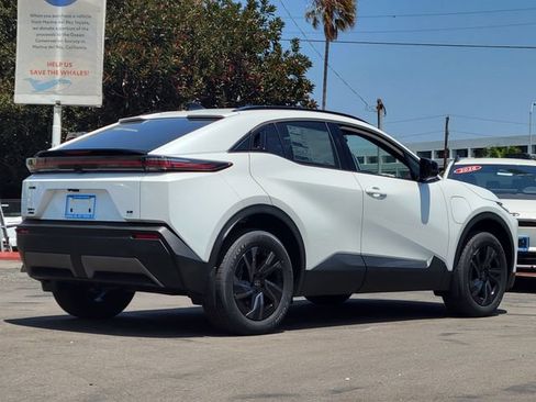 New 2026 Toyota C-HR AWD/4WD image 4