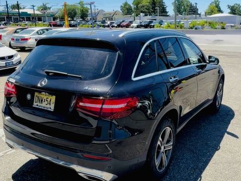 Used 2016 Mercedes-Benz GLC 300 4MATIC w/ Driver Assistance Package image 8