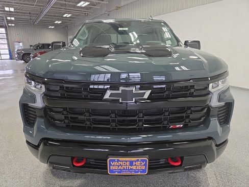New 2026 Chevrolet Silverado 1500 LT Trail Boss w/ Convenience Package II image 2