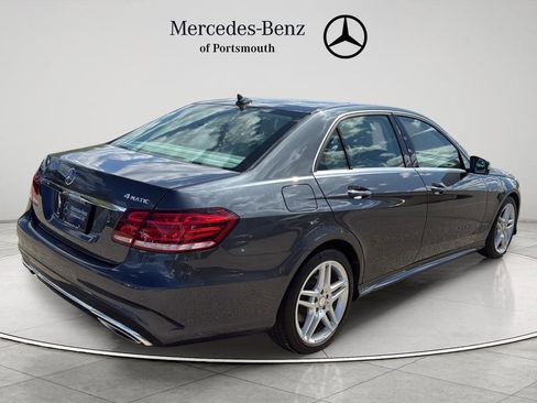 Used 2014 Mercedes-Benz E 550 4MATIC Sedan image 5