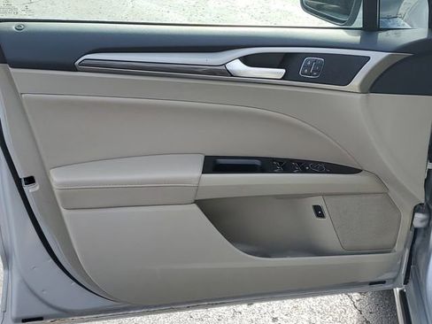 Used 2019 Ford Fusion SEL image 8