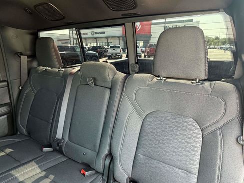 Used 2025 RAM 1500 Big Horn AWD/4WD image 29