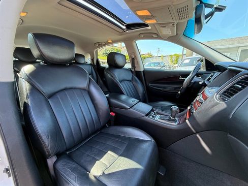 Used 2016 INFINITI QX50 2WD w/ Technology Package image 14