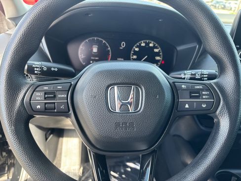 Used 2024 Honda HR-V LX image 29