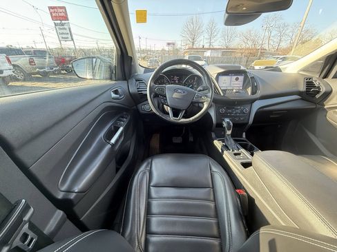 Used 2019 Ford Escape SEL image 15