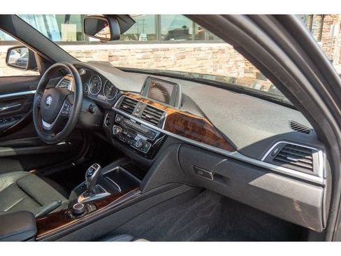 Used 2016 BMW 328i xDrive Sedan AWD/4WD image 12