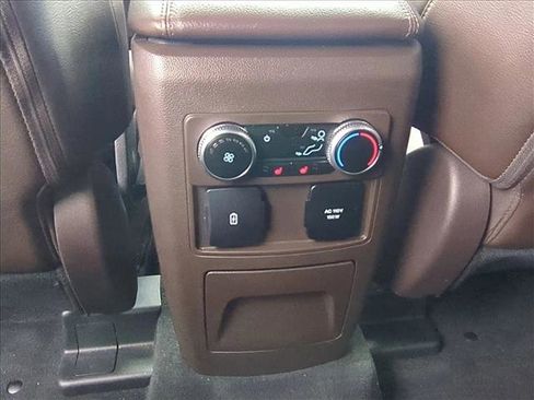 Used 2023 Ford Explorer King Ranch w/ Technology Package image 16