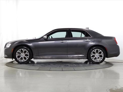 Used 2016 Chrysler 300 C Platinum w/ Safetytec Plus Group image 4