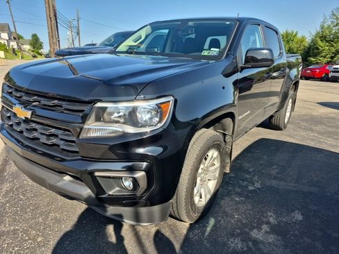 Used 2021 Chevrolet Colorado LT w/ LT Convenience Package AWD/4WD image 3