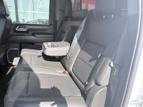 Used 2025 Chevrolet Silverado 3500 LTZ w/ LTZ Plus Package AWD/4WD image 20