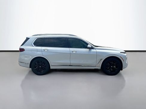 Used 2023 BMW X7 xDrive40i w/ Executive Package AWD/4WD image 2