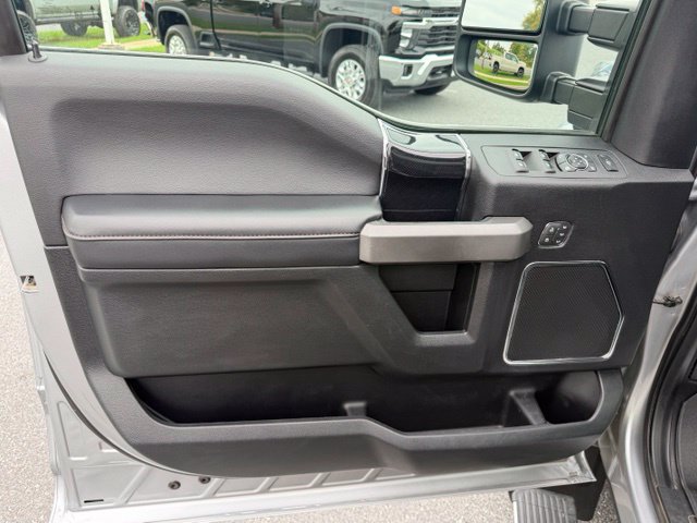 Used 2021 Ford F450 Platinum w/ FX4 Off-Road Package AWD/4WD image 31