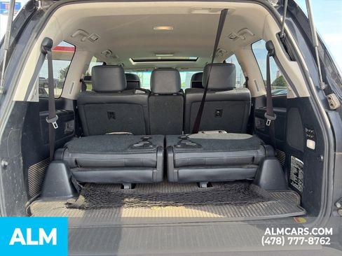 Used 2018 Lexus LX 570 4WD w/ Luxury Package image 18