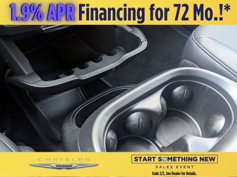 New 2026 Chrysler Pacifica Select image 25