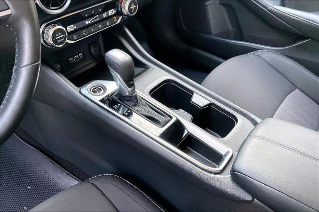 Certified 2025 Nissan Sentra SV w/ All-Weather Package FWD image 16