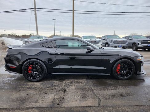 Used 2019 Ford Mustang GT image 6