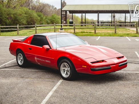 Used 1989 Pontiac Firebird Formula RWD image 21
