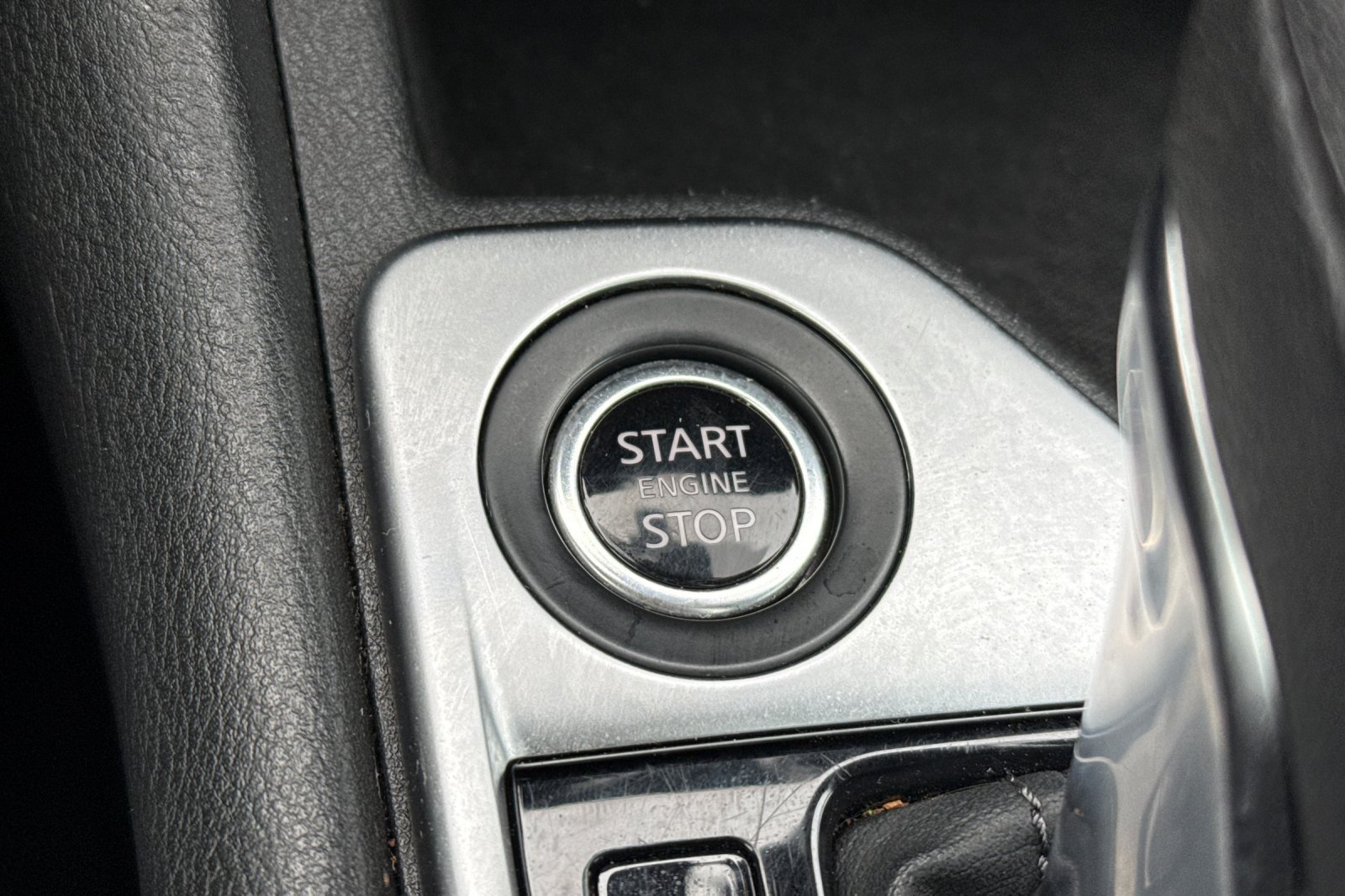 Certified 2024 Nissan Sentra SV FWD image 26