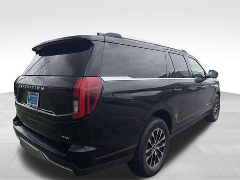 Used 2025 Ford Expedition Max Platinum AWD/4WD image 18