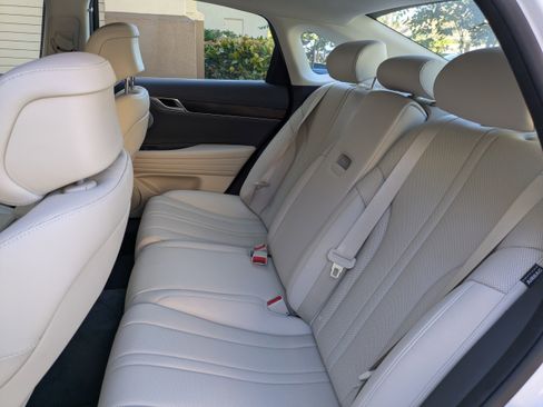 Certified 2024 Genesis G80 2.5T w/ Advanced Package image 16