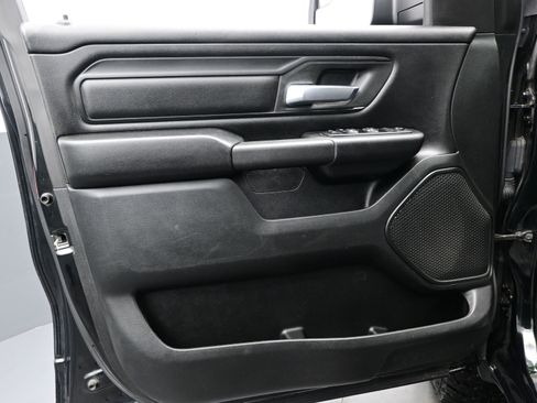 Used 2019 RAM 1500 Tradesman w/ SXT Appearance Group image 9