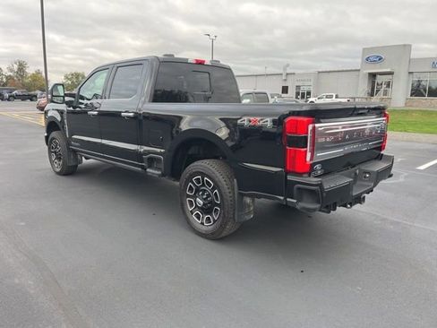 Used 2024 Ford F250 Platinum AWD/4WD image 7