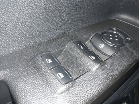Used 2020 Ford EcoSport SE FWD image 27