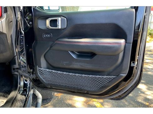 Used 2020 Jeep Gladiator Rubicon AWD/4WD image 23