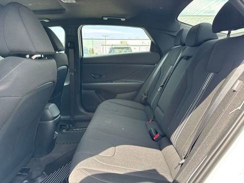 New 2026 Hyundai Elantra SEL Sport FWD image 9
