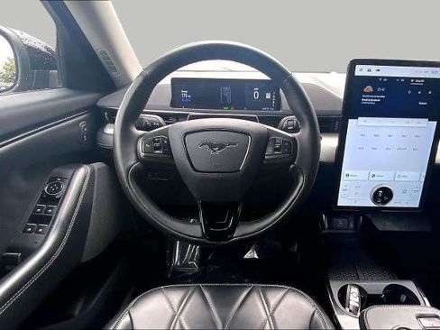 Certified 2023 Ford Mustang Mach-E Select AWD/4WD image 5