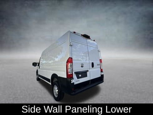 Used 2023 RAM ProMaster 2500 FWD image 5