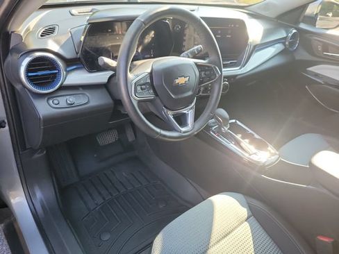 Certified 2026 Chevrolet Trax LT w/ Driver Confidence Package FWD image 18