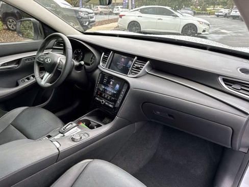 Certified 2023 INFINITI QX50 Luxe image 16