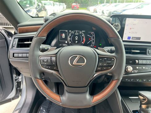 Certified 2024 Lexus ES 350 Luxury image 13