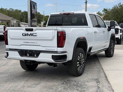 New 2026 GMC Sierra 2500 Denali Ultimate AWD/4WD image 5