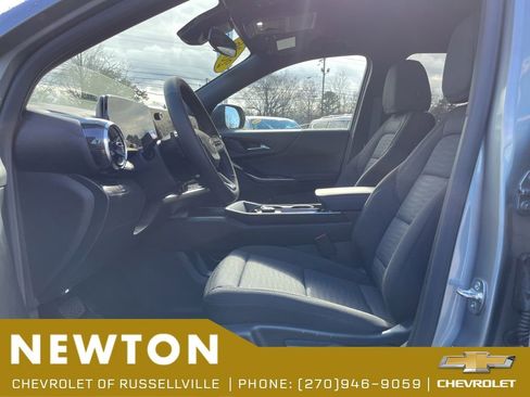 New 2026 Chevrolet Equinox LT FWD image 4
