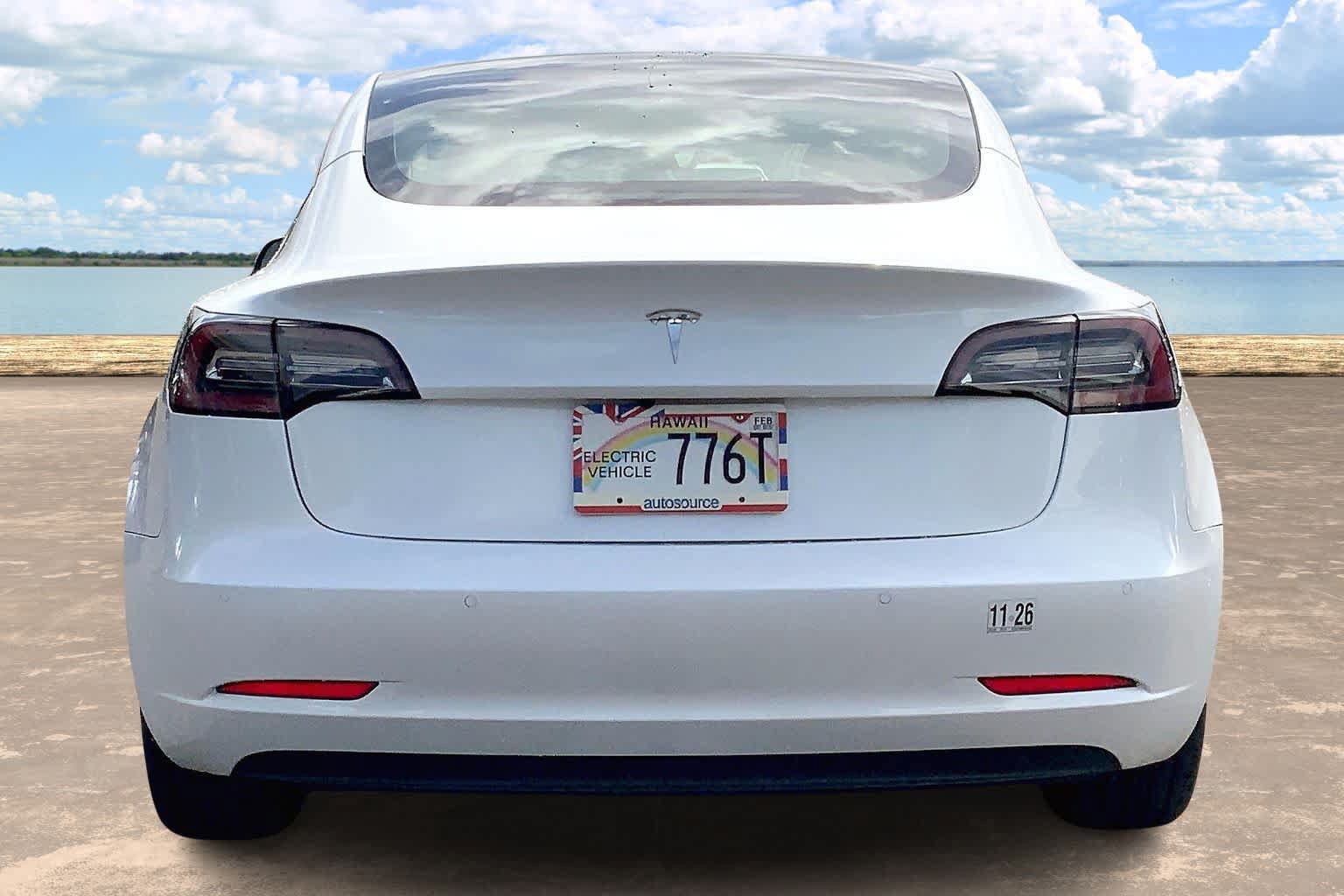 Used 2021 Tesla Model 3 Standard Range Plus RWD image 5