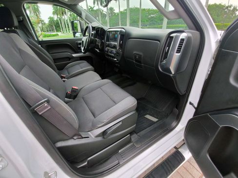 Used 2016 Chevrolet Silverado 3500 LT w/ LT Convenience Package AWD/4WD image 38