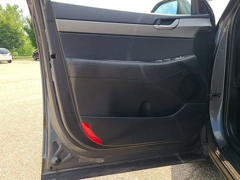Used 2025 Hyundai Palisade SEL FWD image 11