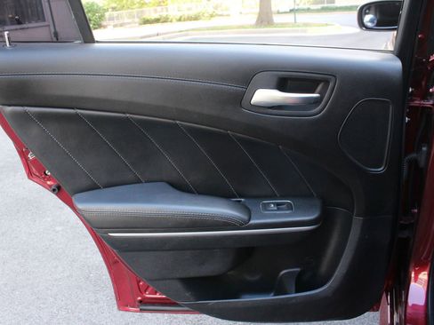 Used 2020 Dodge Charger Scat Pack w/ Dynamics Package RWD image 21