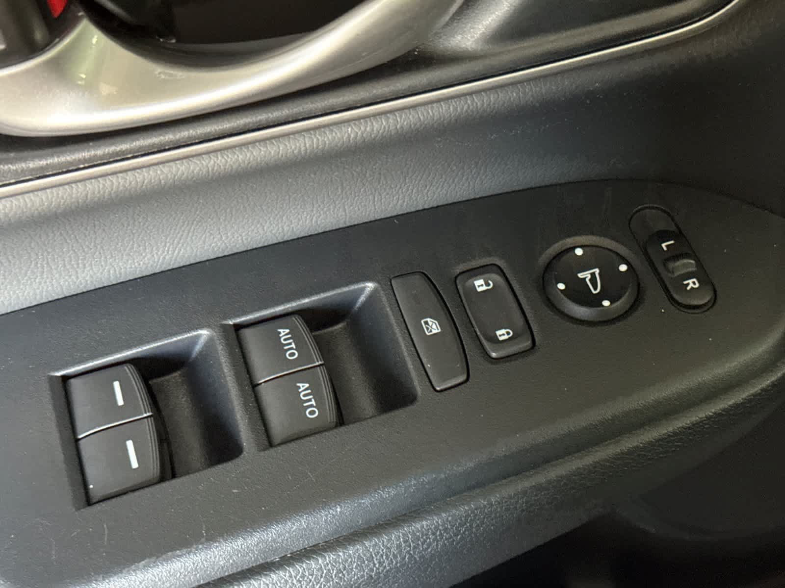 Used 2019 Honda CR-V EX-L image 13