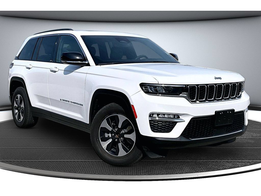 Used 2024 Jeep Grand Cherokee Limited 4xe AWD/4WD image 2