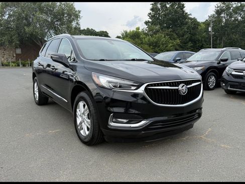 Used 2020 Buick Enclave Essence FWD image 1