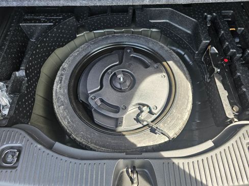 Used 2019 Buick Encore Preferred AWD/4WD image 20